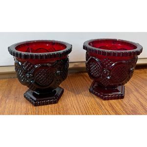 2 Vintage Avon 1876 Cape Cod Ruby Red Collection
Sugar Bowls / trinket bowls / c